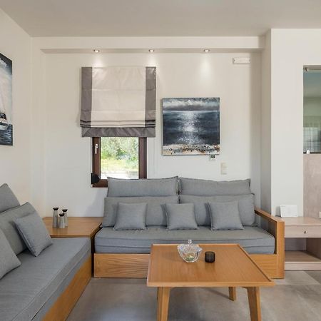 Villa Nina Chania 科林瓦里奥 外观 照片